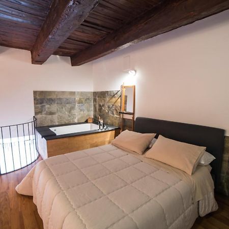Corte Capomazza Appartamenti Неаполь Экстерьер фото