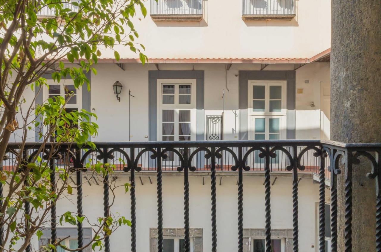 Corte Capomazza Appartamenti Неаполь Экстерьер фото